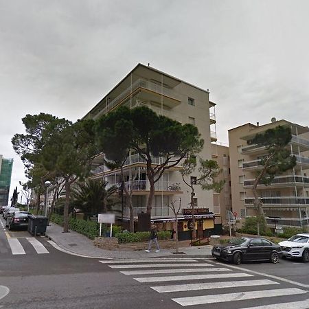 For A Stay Don Quijote 萨洛 外观 照片